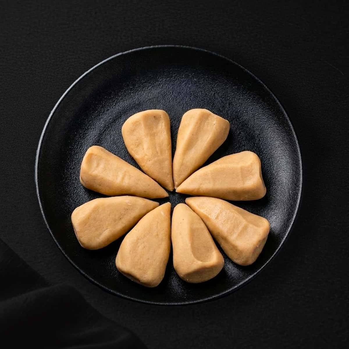 Pera Sandesh (pra_kg)
